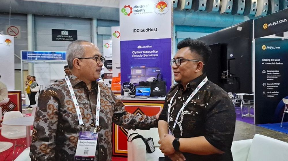 IDcloudhost dengan Duta Besar Indonesia untuk Singapura.jpg