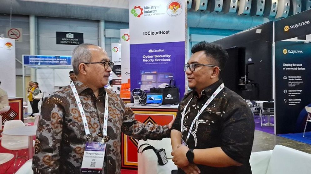 Internasional CommunicAsia 2024: IDCloudHost Perkenalkan Teknologi Elektronika dan Telematika Indonesia