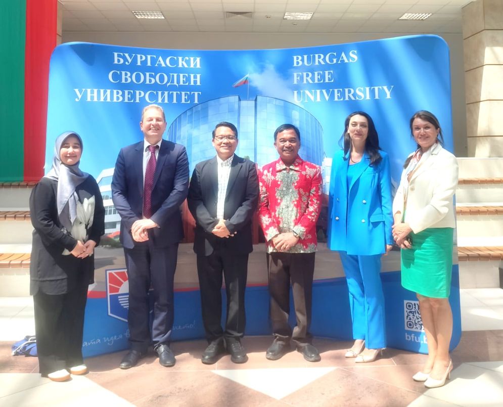 Mantap! UIN Raden Fatah teken MoU dengan Free Burgas University, Bulgaria