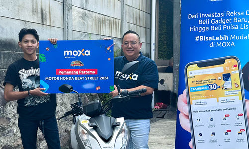 Penyerahan Hadiah Moxa - Panji 1.jpg