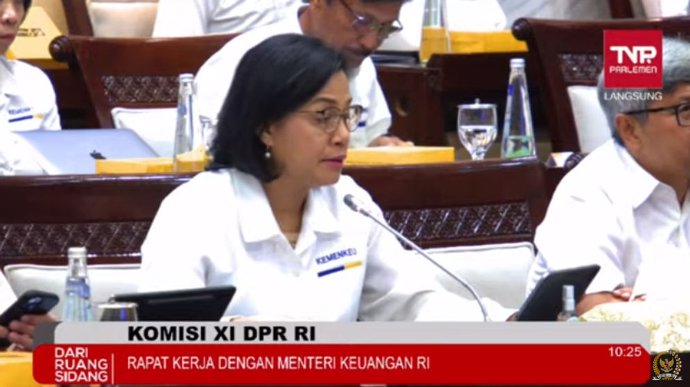 Sri Mulyani dalam rapat kerja bersama dengan Komisi XI DPR RI, pada Senin, 10 Juni 2024.