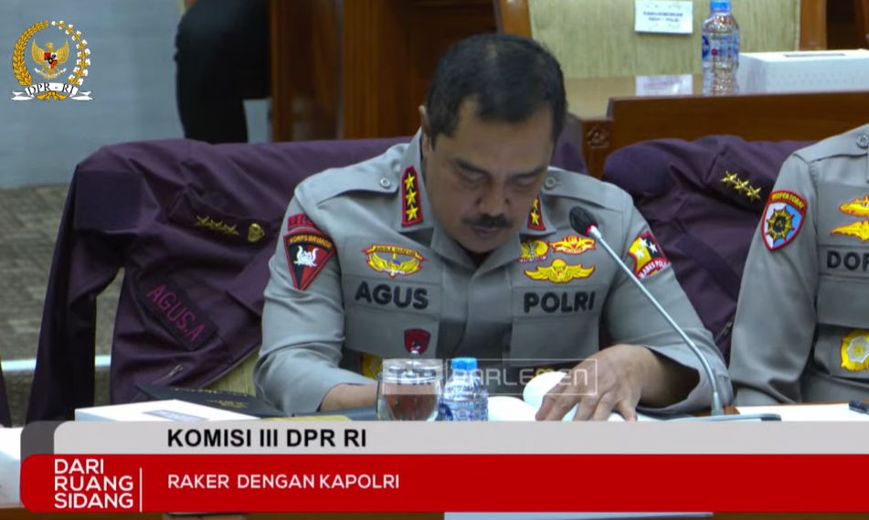 Komjen Agus dalam Rapat POLRI bersama Komisi III