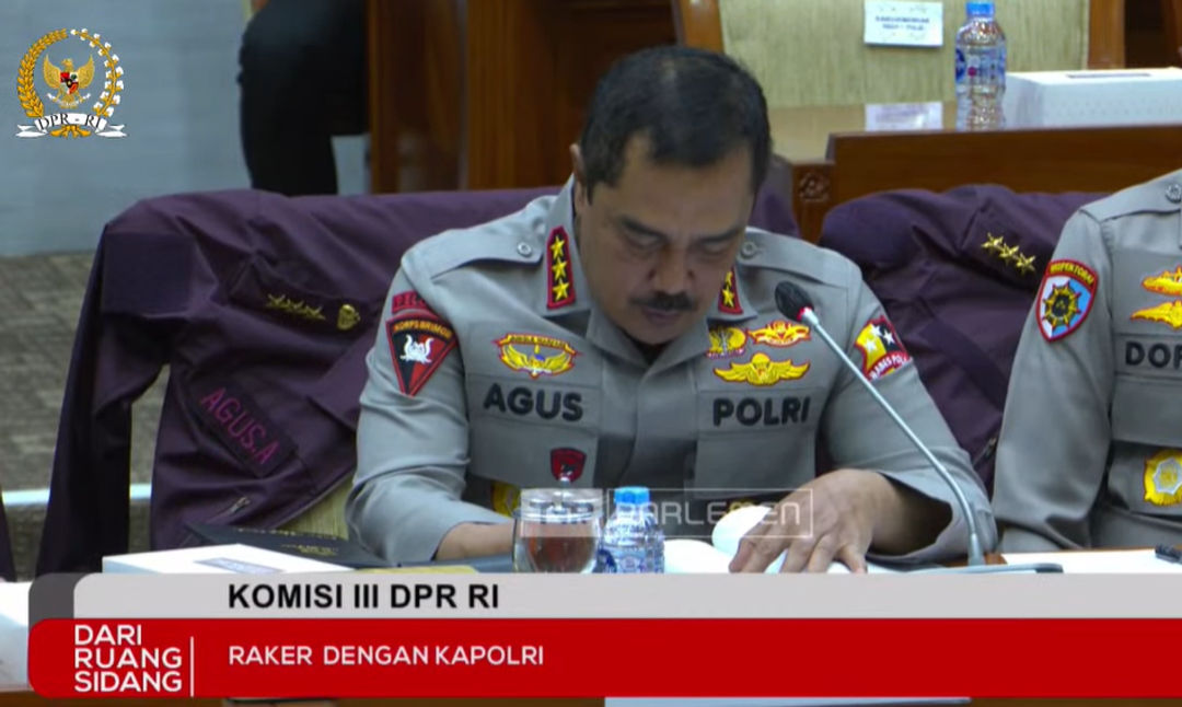 Komjen Agus dalam Rapat POLRI bersama Komisi III