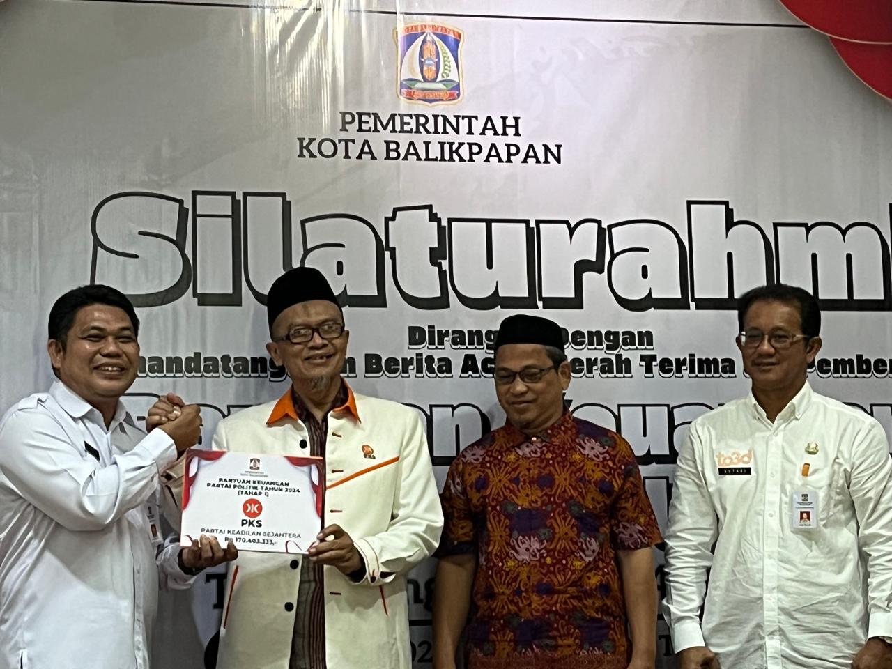   Pemkot Balikpapan Salurkan Rp 2,26 Miliar Bantuan Keuangan untuk 10 Partai Politik