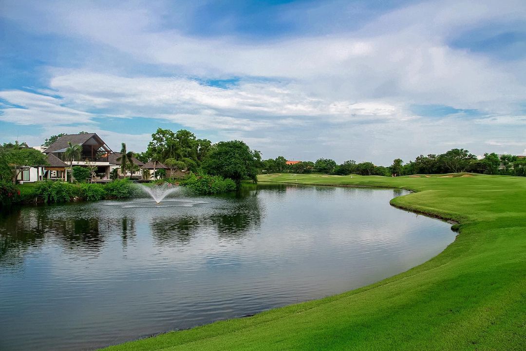 
New Kuta Golf, lapangan golf di Bali yang dimiliki oleh PT Intra Golflink Resorts Tbk (GOLF), merupakan perusahaan afiliasi yang dimiliki oleh anak Tommy Soeharto.