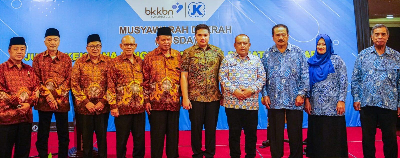 Juken Sumut beri penghargaan Peniti Emas kepada mantan Wakil Gubernur Sumut yang juga mantan Ketua TPPS Sumut Musa Rajekshah
