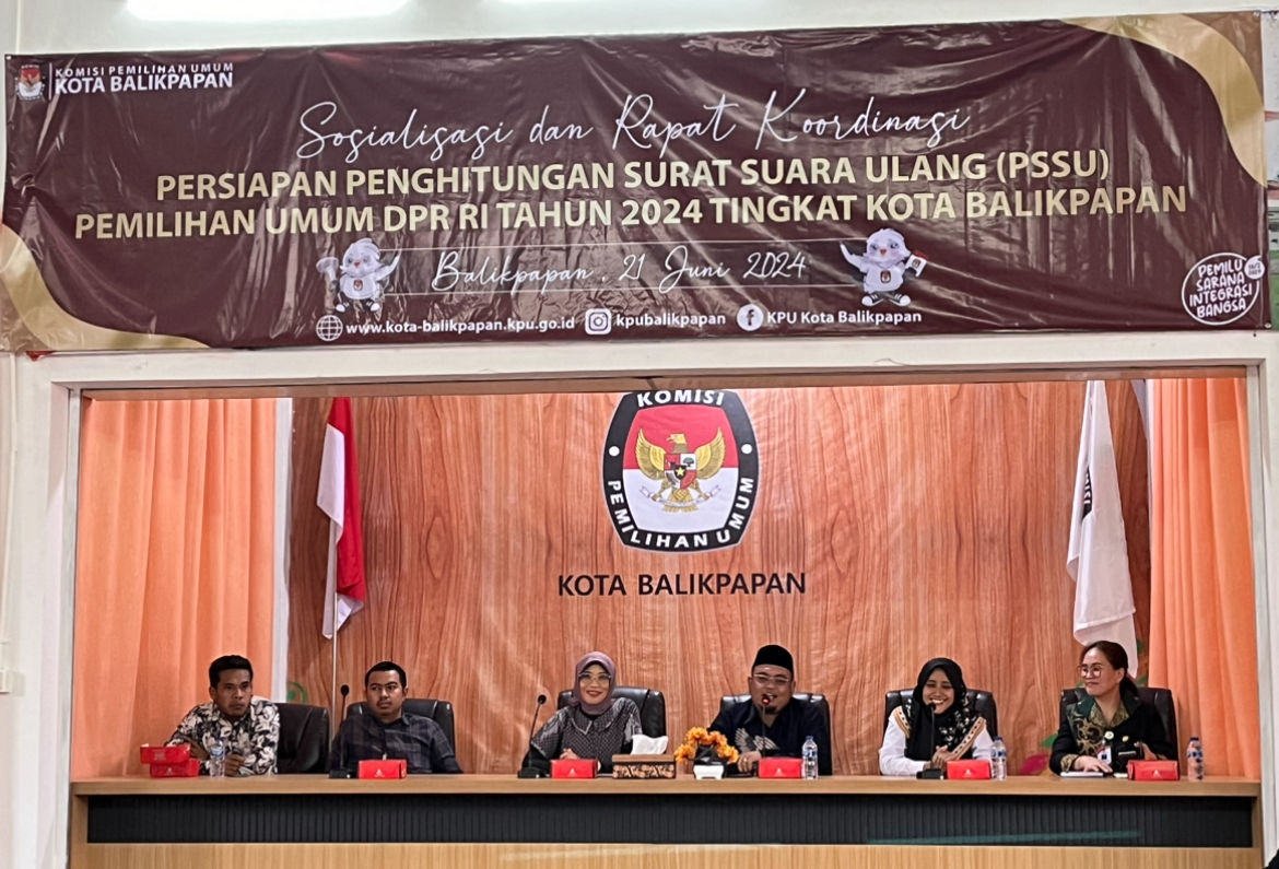 Sosialisasi penghitungan surat suara di KPU Balikpapan Jumat 21 Juni 2024