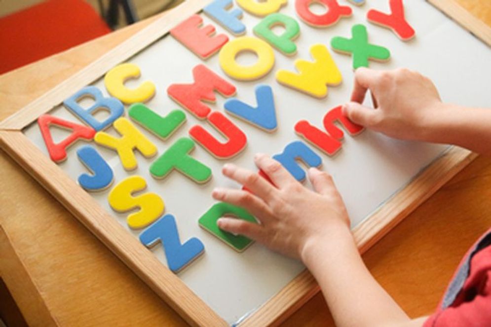 Hoaks: Huruf Y akan Dihapus dari Alfabet