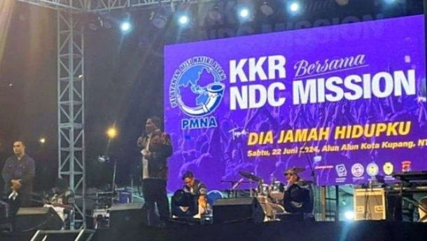 Pj Bupati Rote Ndao, Pdt Oder Maks Sombu Buka KKR di Alun-alun Kota Kupang