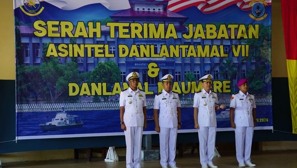 Komandan Lantamal VII/Kupang Pimpin Upacara Sertijab Danlanal Maumere