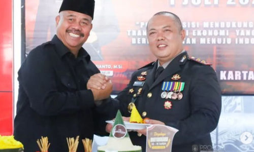 Bupati Kukar.png