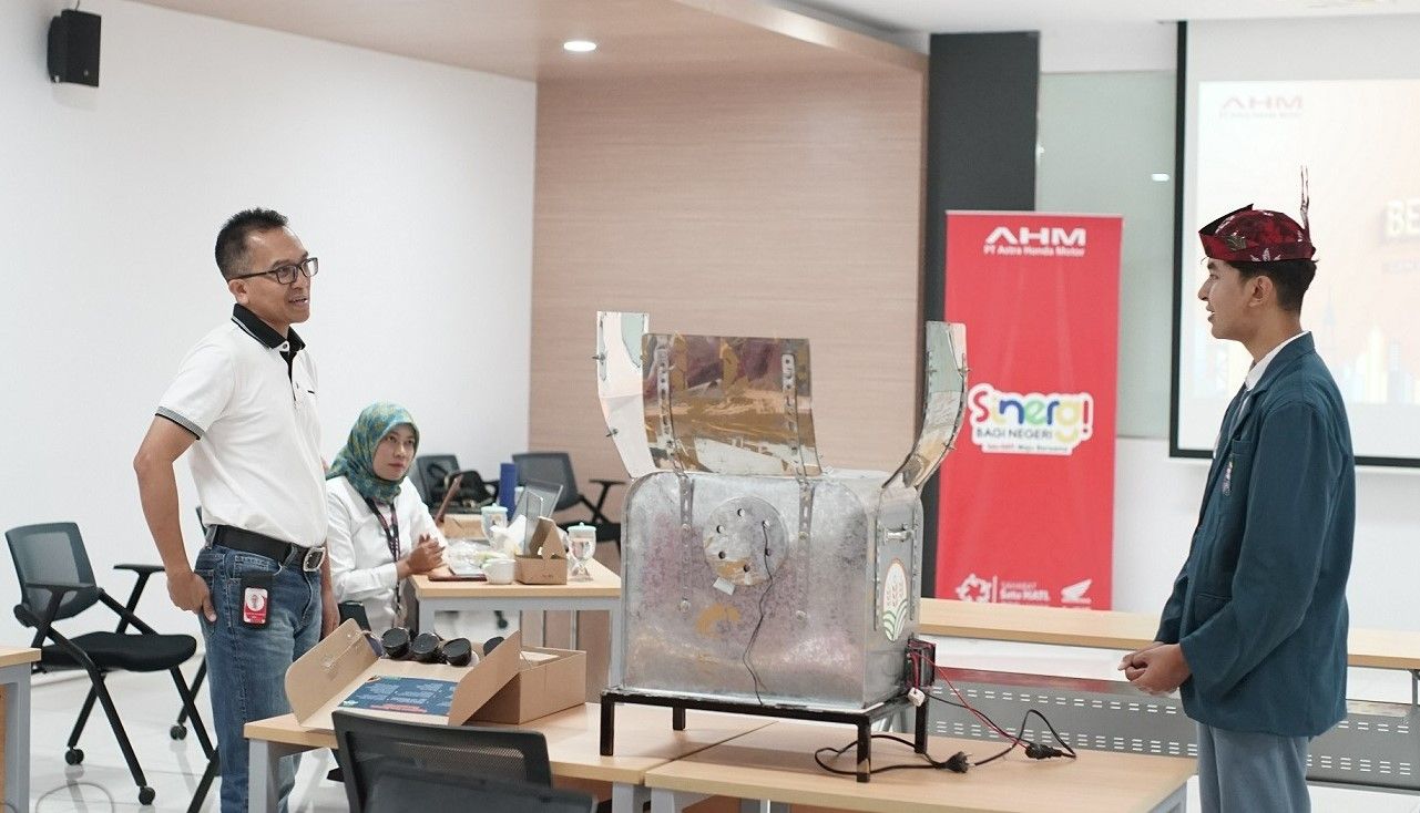 AHM Best Student 2024 Incar Inovasi Kreatif Anak Muda   