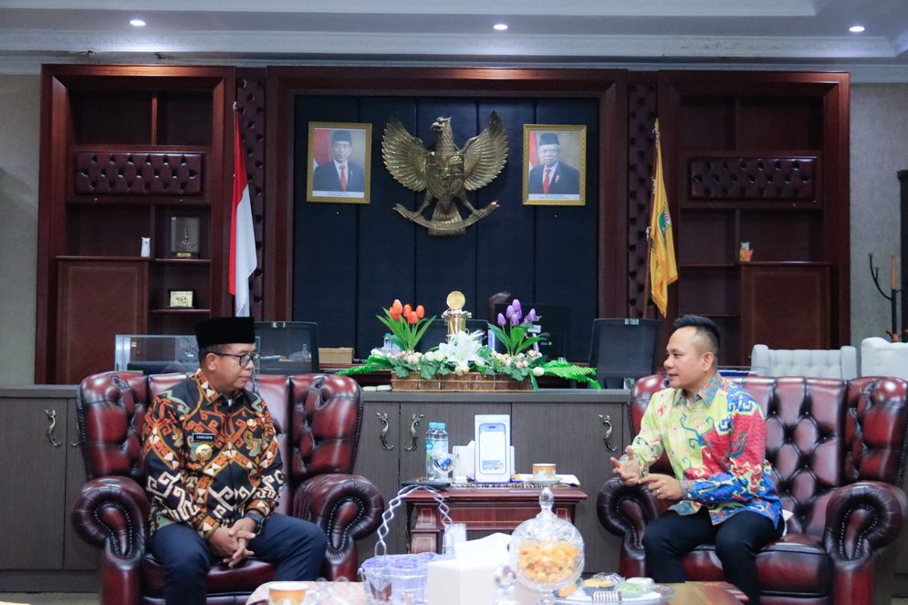 Ketua Bawaslu Provinsi Lampung Iskardo P. Panggar