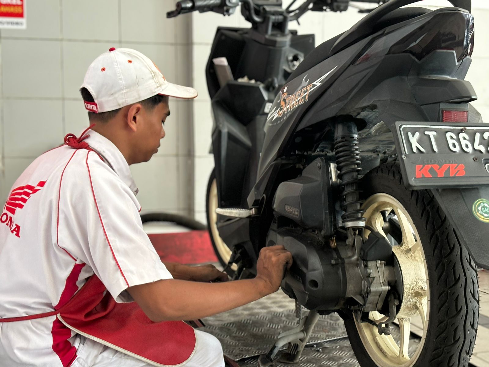 Mau Hemat Service Sepeda Motormu, AHASS Hadirkan Promo Paket Sehat  