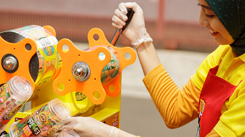 Ilustrasi Bisnis Franchise Es Teh Poci.