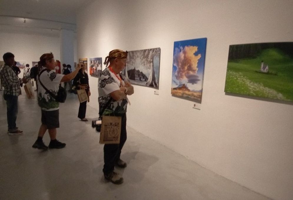 23072024-ISI Yk pameran foto.jpg