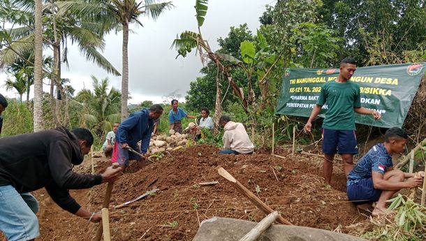 Kisah Siprianus Nong Heri Warga Dusun Toda Jalan Kaki 3 Km Demi Dapat Air Bersih