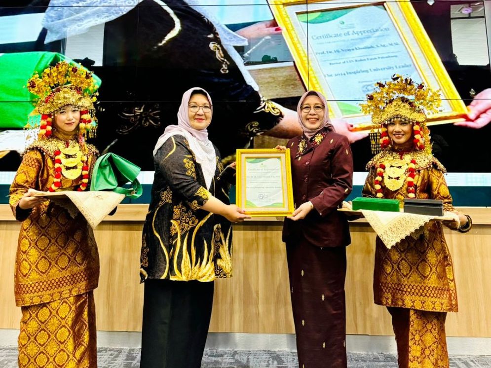 Rektor UIN Raden Fatah Palembang Raih The 2024 Inspiring University Leader, Simak Sederet Alasannya