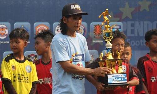 A-PENDOWO CUP.jpeg