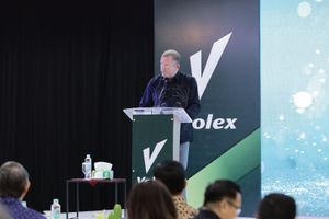 Nat Rothschild menghadiri peresmian gedung baru perusahaan kabel dan konektor listrik PT Volex Indonesia di Kawasan Industri Sekupang, Batam.