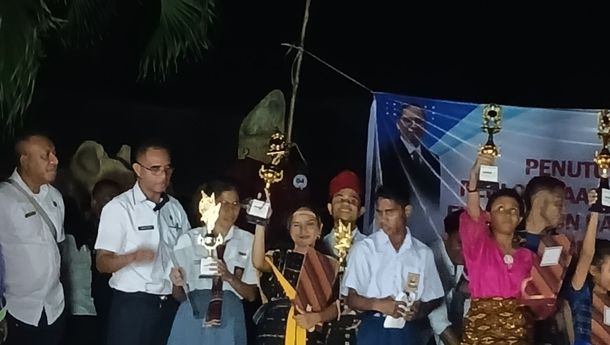 Tiga  Siswa dari SLB dari NTT Masuk 10 Besar  Festival Lomba Seni Siswa Nasional