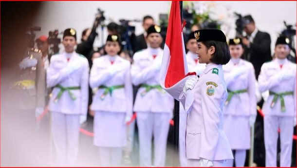 Presiden Jokowi Kukuhkan 76 Anggota Paskibraka Tahun 2024 di IKN