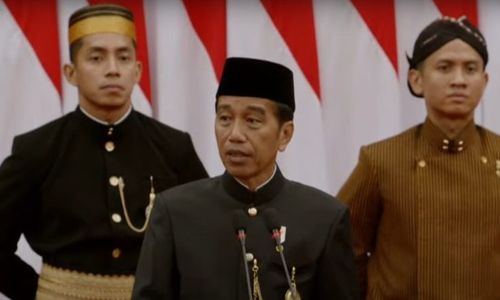 Presiden Joko Widodo (Jokowi) saat menyampaikan pidato di Sidang Tahunan MPR dan Sidang Bersama DPR-DPD di Gedung MPR/DPR/DPD, Senayan, Jakarta, Jumat, 16 Agustus 2024.