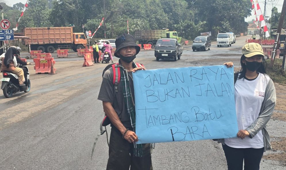 Kritisi Kepemimpinan Jokowi, Anak Padi Lahat Tuntut Kembalikan Udara Bersih