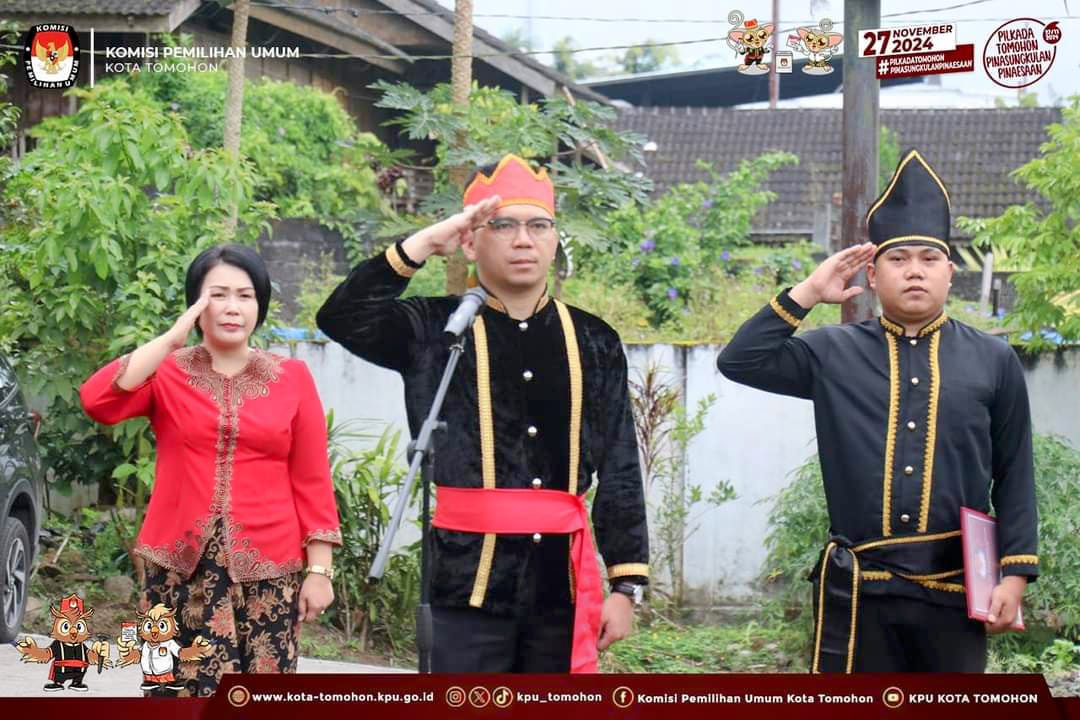 Komisi Pemilihan Umum (KPU) Kota Tomohon melaksanakan upacara HUT RI Ke-79 tahun 2024, dengan Inspektur Upacara Plh. Ketua Rojer R. Datu. (Foto: Istimewa)