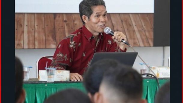 Hari Kedua PKKMB, Warek III FKIP Unika St Paulus Ruteng Dorong Mahasiswa Menjadi Pribadi Unggul dan Adaptif