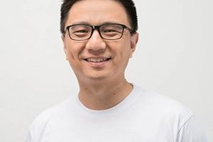 Gang Ye, Miliarder Singapura.