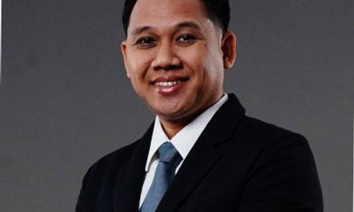 dirut peruri.jpg
