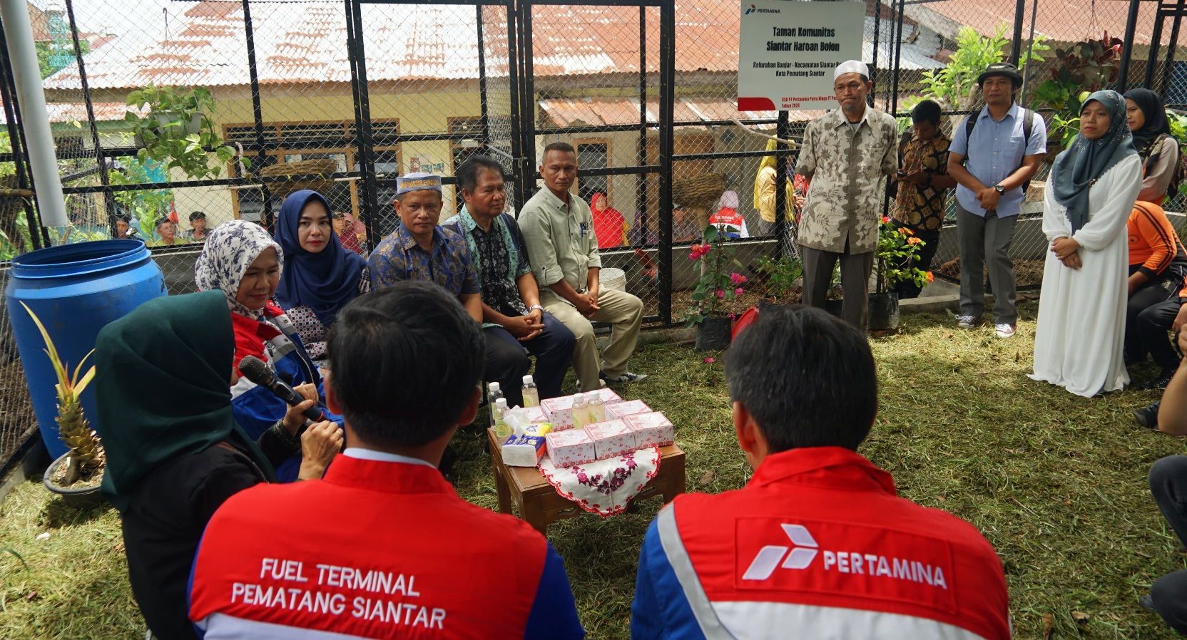PT Pertamina Patra Niaga Regional Sumbagut FT Pematangsiantar melalui CSR meresmikan Program Siantar Haroan Bolon