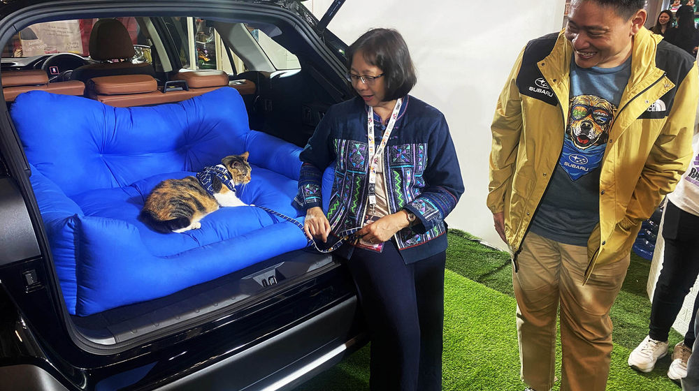 Subaru Peduli Hewan - Panji 6.jpg