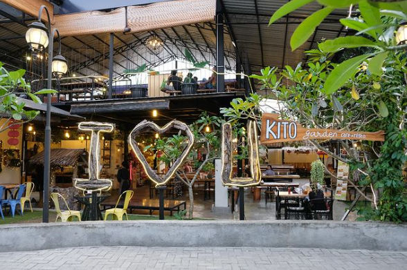 Kito Cafe & Resto Medan.