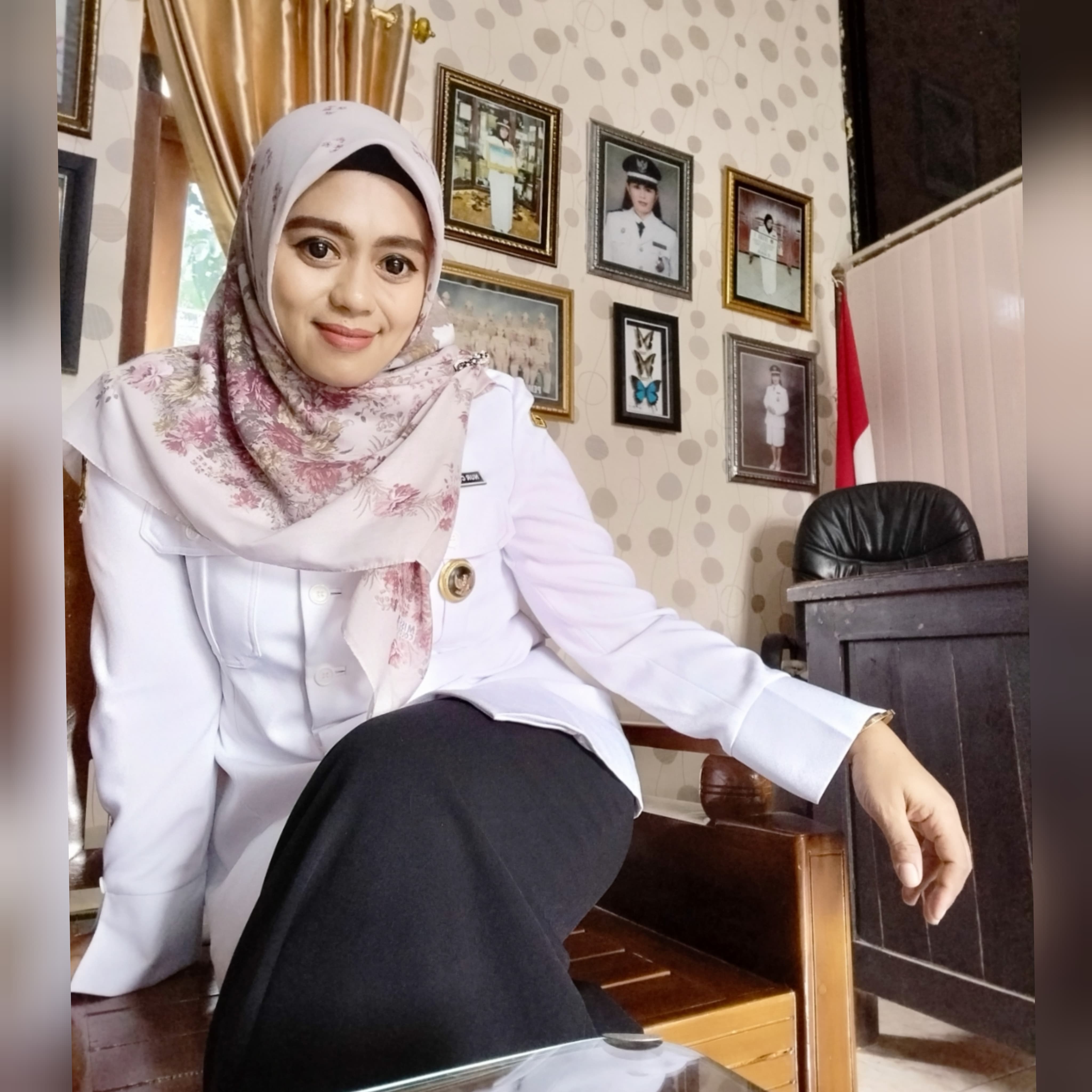 Kepala Desa Mendak Nur Cholifah.