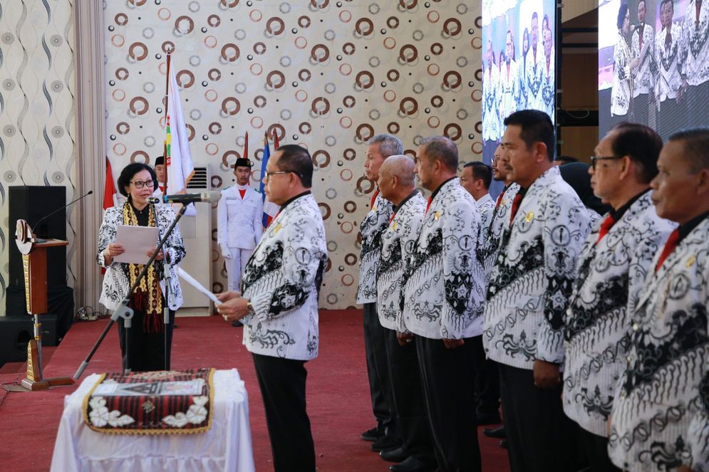 Pelantikan Pengurus PGRI Provinsi Lampung Masa Bakti 2024-2029 yang digelar di Gedung Graha Bakti Pramuka, Bandar Lampung, Senin (23/9/2024).