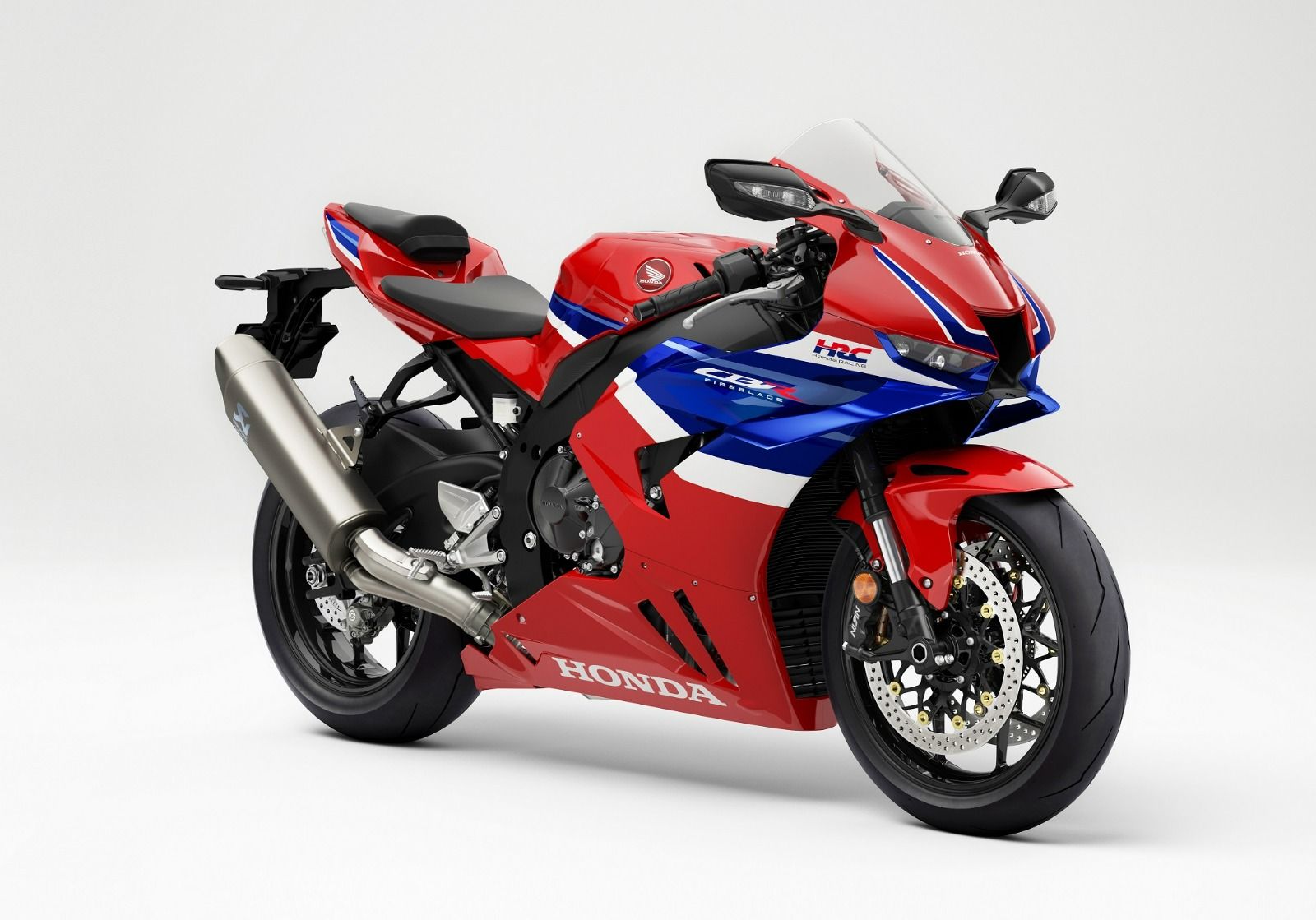 Hadirkan Sensasi MotoGP, AHM Luncurkan Motor Supersport CBR1000RR-R Fireblade Terbaru