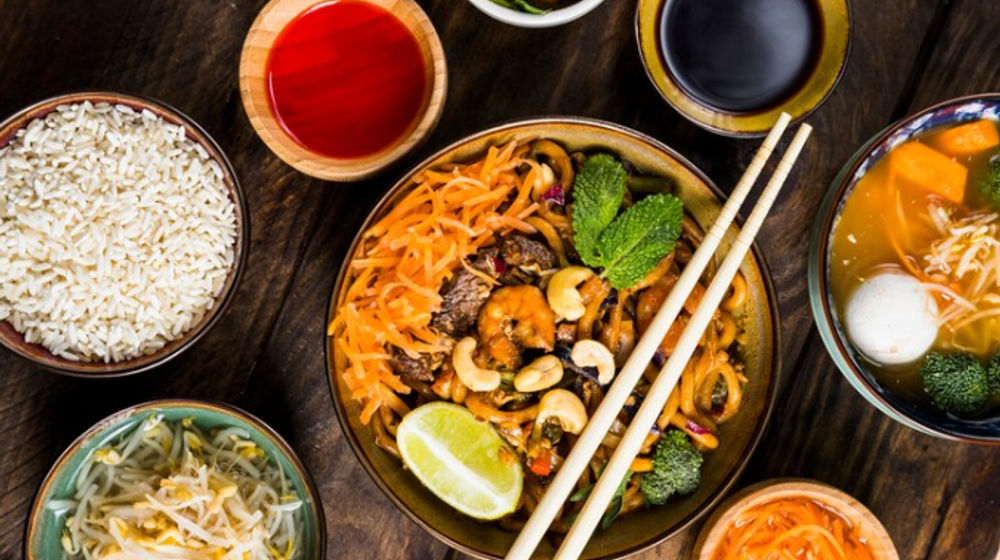 Ilustrasi makanan orang Jepang.