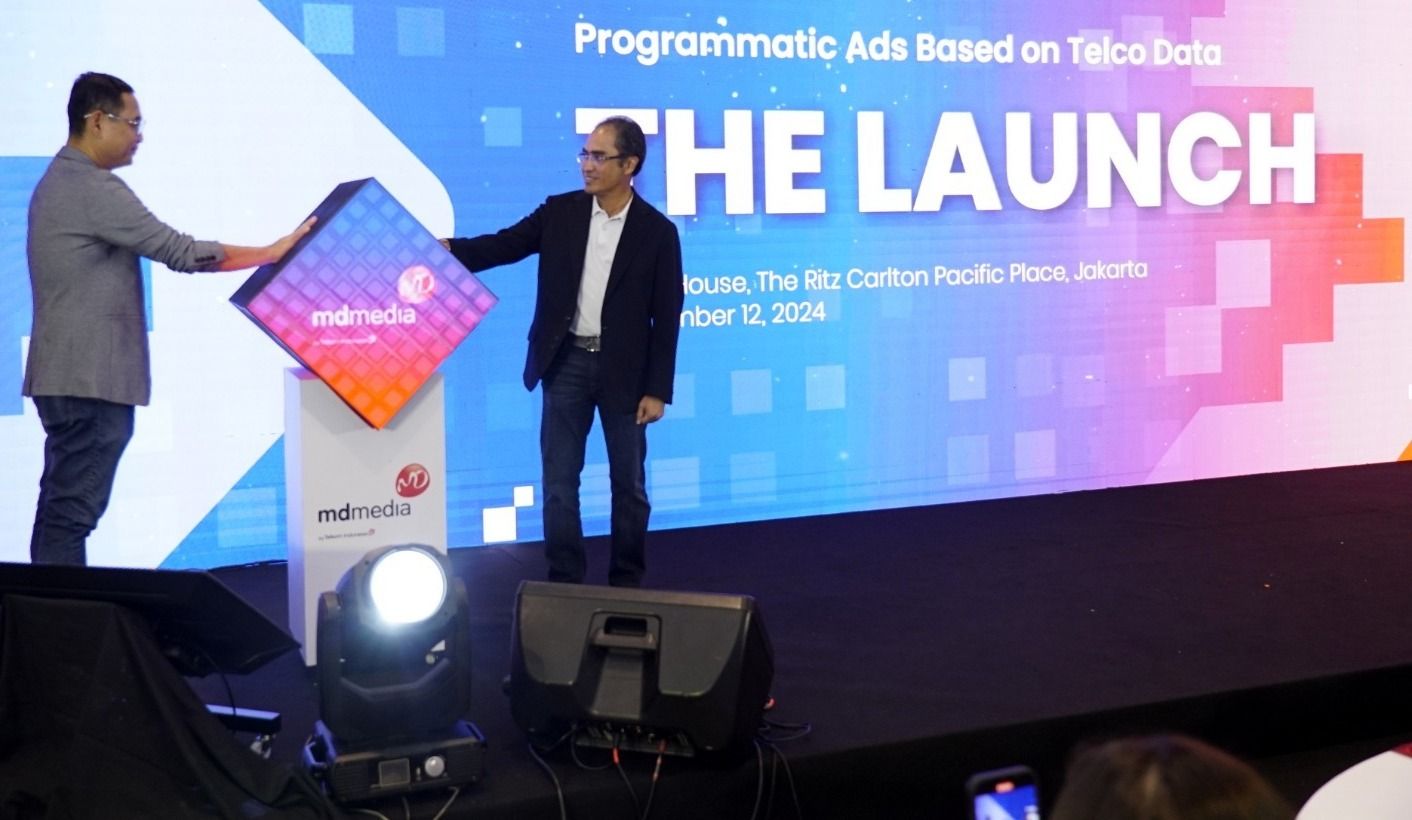 Dirut MDMedia Arif Prabowo (kiri) dan Direktur Group Business Development Telkom Honesti Basyir saat peluncuran Programmatic Advertising berbasis Data Telco “AdXelerate” di Glass House Ritz Carlton Pacific Place