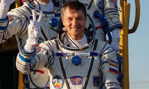 kosmonot rusia rekor.jpg