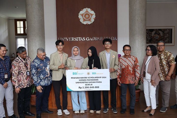 Dari BSI, UGM Terima Beasiswa Senilai Rp 2,3 Miliar