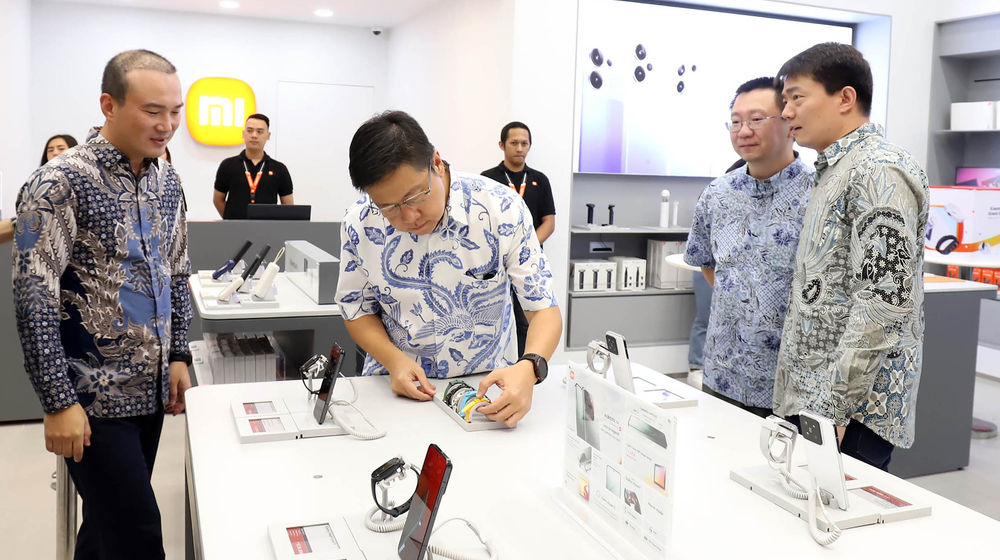 Opening Gerai Xiaomi Kokas - Panji 3.jpg
