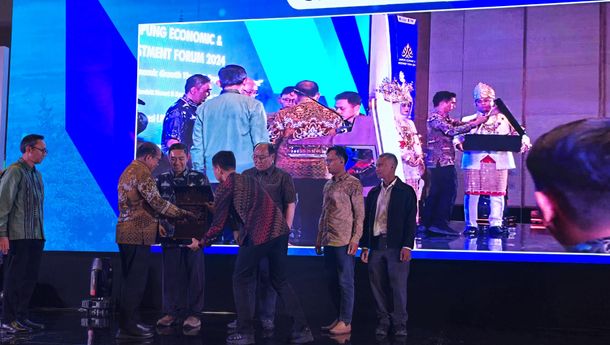 PLN Raih Penghargaan di Lampung Economic & Investment Forum 2024