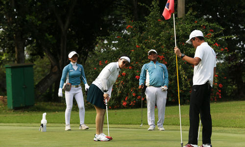 Mobius Golf - Panji 3.jpg