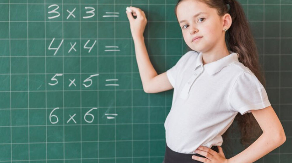 Ilustrasi anak belajar matematika.