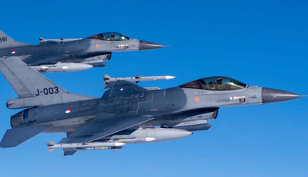 f-16 belanda.jpg