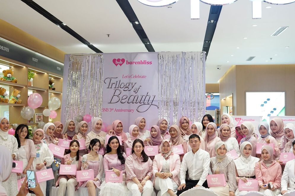 Rayakan 3 Tahun di Indonesia, barenbliss Persembahkan Trilogy of Beauty dan Luncurkan Bloomatte Perfect Zoom Cover Cushion di Toko Wabisabi Palembang