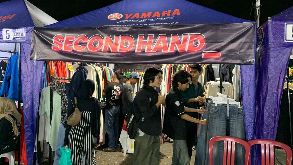 Modal Awal Rp500 Ribu, Pemuda Ini Raup Rp5 Juta per Bulan dari Bisnis Thrifting