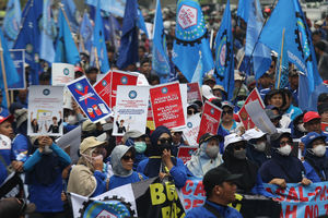 Demo Buruh Rokok Keemenkes - Panji 2.jpg